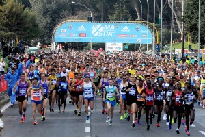 la partenza della 42^ RomaOstia (Foto Tedeschi)